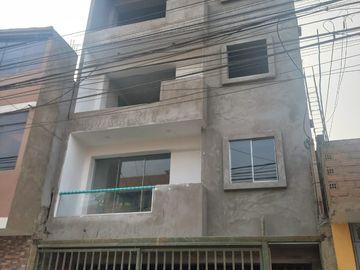 VENTA  DE DEPARTAMENTO PISO 3 UBICADO EN URB. SANTO DOMINGO ETAPA 12 - CARABAYLLO
