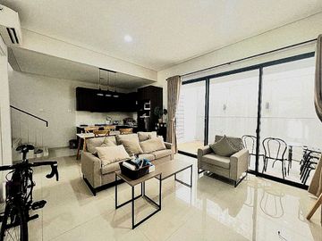 Rumah Modern Semi Furnished Kebayoran Bintaro 12152-HR 0811111----