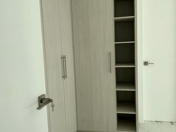 VENTA DE HERMOSO DEPARTAMENTO DE 2 DORMITORIOS CON BAÑOS PRIVADOS Y AMENITIES