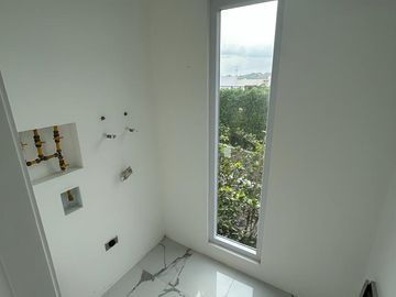 VENTA DE HERMOSO DEPARTAMENTO DE 2 DORMITORIOS CON BAÑOS PRIVADOS Y AMENITIES