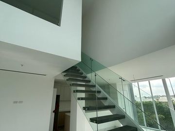 VENTA DE HERMOSO DEPARTAMENTO DE 2 DORMITORIOS CON BAÑOS PRIVADOS Y AMENITIES