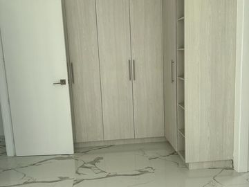 VENTA DE HERMOSO DEPARTAMENTO DE 2 DORMITORIOS CON BAÑOS PRIVADOS Y AMENITIES