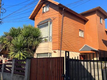 Casa amoblada y equipada, 7 dormitorios, Los Fresnos, Collao, Concepción