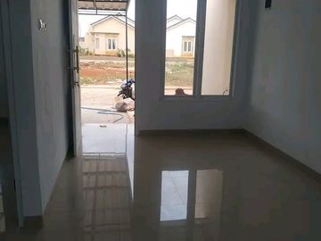 Dikontrakan rumah siap huni murah dlm cl;uster row jalan luas disawangan,depok