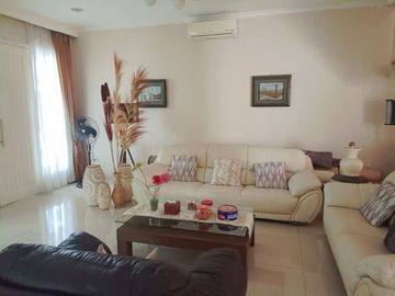 Rumah minimalis modern di Bintaro Sektor 5, Komplek Perumahan Perkici