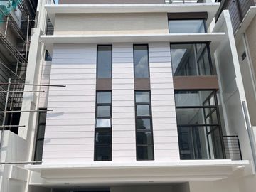 4br Townhouse in Quezon City Tandang Sora Congressional Visayas Ave inside subdivision
