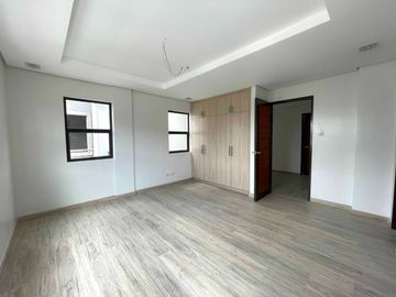 4br Townhouse in Quezon City Tandang Sora Congressional Visayas Ave inside subdivision