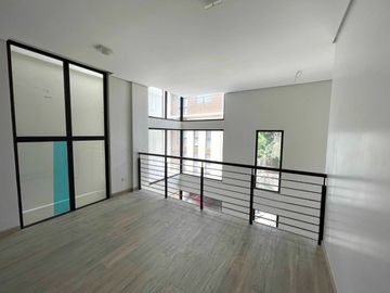 4br Townhouse in Quezon City Tandang Sora Congressional Visayas Ave inside subdivision