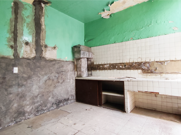 CASA PARA REMODELAR EN VENTA EN LA COLONIA MODERNA APTA PARA OFICINAS, CONSULTORIOS, CASA UNIFAMILIAR O DEPARTAMENTOS