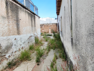 CASA PARA REMODELAR EN VENTA EN LA COLONIA MODERNA APTA PARA OFICINAS, CONSULTORIOS, CASA UNIFAMILIAR O DEPARTAMENTOS