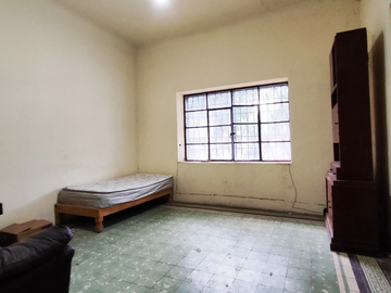 CASA PARA REMODELAR EN VENTA EN LA COLONIA MODERNA APTA PARA OFICINAS, CONSULTORIOS, CASA UNIFAMILIAR O DEPARTAMENTOS