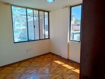EDIFICIO RENTERO EN VENTA EN FICOA. AMBATO. DE OPORTUNIDAD!!