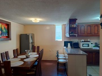 EDIFICIO RENTERO EN VENTA EN FICOA. AMBATO. DE OPORTUNIDAD!!