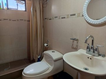 EDIFICIO RENTERO EN VENTA EN FICOA. AMBATO. DE OPORTUNIDAD!!
