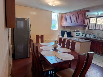EDIFICIO RENTERO EN VENTA EN FICOA. AMBATO. DE OPORTUNIDAD!!