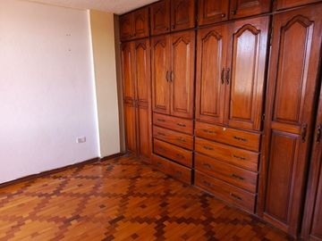 EDIFICIO RENTERO EN VENTA EN FICOA. AMBATO. DE OPORTUNIDAD!!