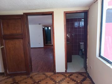 EDIFICIO RENTERO EN VENTA EN FICOA. AMBATO. DE OPORTUNIDAD!!