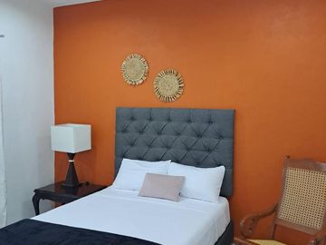 se renta casa en el centro