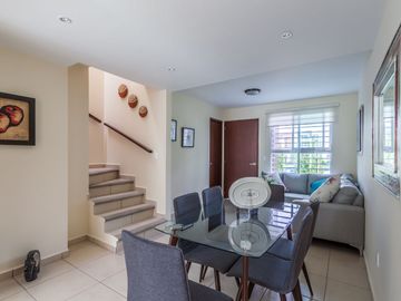 Casa en venta en condominio con alberca a 15 minutos de Cuernavaca Morelos
