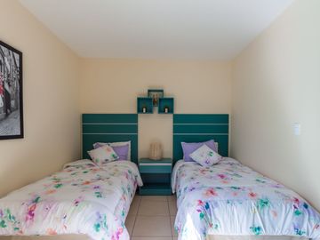 Casa en venta en condominio con alberca a 15 minutos de Cuernavaca Morelos