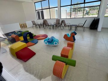 CASA EN VENTA EN PRIVADA EN SANTA BARBARA  POZOS SAN LUIS POTOSI