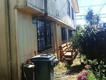Avenida Argentina, casa de esquina  $115.000.000