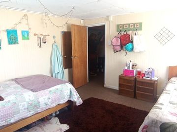 Avenida Argentina, casa de esquina  $115.000.000