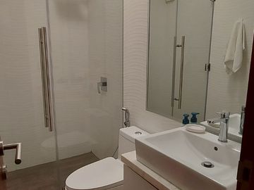 Esplendor en Surco: Dpto de 398 m² en Planta Baja con Piscina Privada y 3 Dorm.