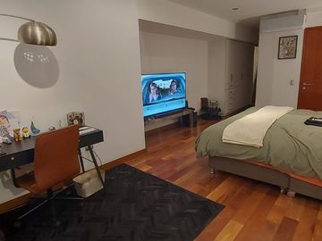 Esplendor en Surco: Dpto de 398 m² en Planta Baja con Piscina Privada y 3 Dorm.