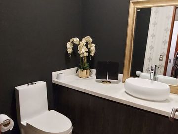 Esplendor en Surco: Dpto de 398 m² en Planta Baja con Piscina Privada y 3 Dorm.
