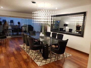 Esplendor en Surco: Dpto de 398 m² en Planta Baja con Piscina Privada y 3 Dorm.