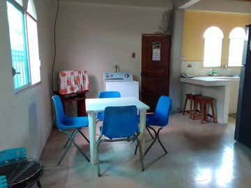SE VENDE CASA EN PLAYAS VILLAMIL KM 2,5 VIA A DATA