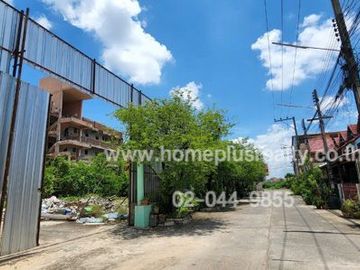 ที่ดินพร้อมอพาร์ทเม้นท์ 4 ชั้น ตำบลในเมือง อำเภอเมืองพิษณุโลก