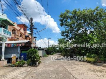 ที่ดินพร้อมอพาร์ทเม้นท์ 4 ชั้น ตำบลในเมือง อำเภอเมืองพิษณุโลก
