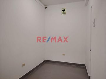 Venta Local Comercial 120M2 -(Primer Piso)