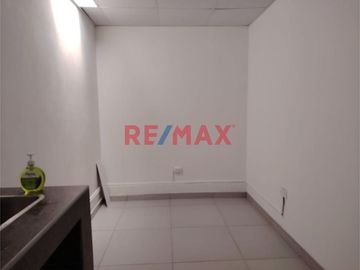 Venta Local Comercial 120M2 -(Primer Piso)