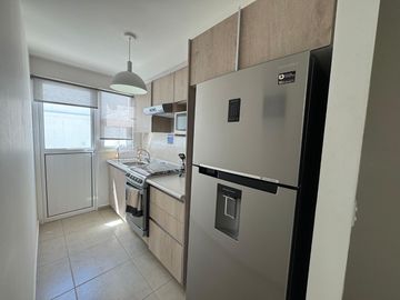 HERMOSA CASA NUEVA EN VENTA CON LINDO DISEÑO EN FRACC. PRIVADO AL NORTE DE LEÓN GTO