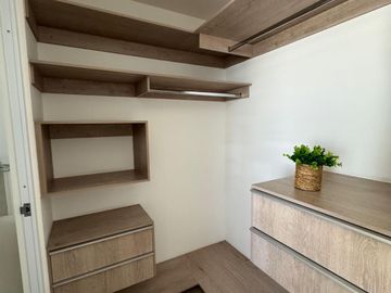 HERMOSA CASA NUEVA EN VENTA CON LINDO DISEÑO EN FRACC. PRIVADO AL NORTE DE LEÓN GTO