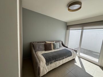 HERMOSA CASA NUEVA EN VENTA CON LINDO DISEÑO EN FRACC. PRIVADO AL NORTE DE LEÓN GTO