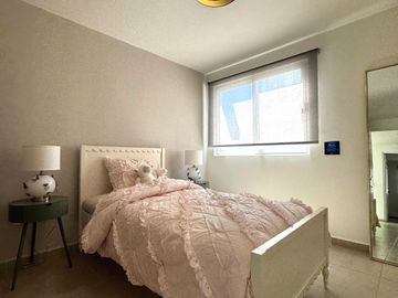 HERMOSA CASA NUEVA EN VENTA CON LINDO DISEÑO EN FRACC. PRIVADO AL NORTE DE LEÓN GTO