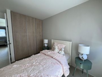 HERMOSA CASA NUEVA EN VENTA CON LINDO DISEÑO EN FRACC. PRIVADO AL NORTE DE LEÓN GTO