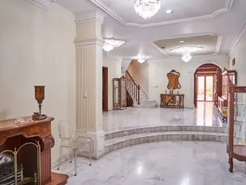VENDEDOR MOTIVADO Amplia casa en venta Lomas de Mazatlan, cerca de Malecon