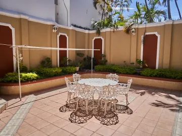 VENDEDOR MOTIVADO Amplia casa en venta Lomas de Mazatlan, cerca de Malecon