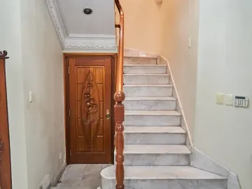 VENDEDOR MOTIVADO Amplia casa en venta Lomas de Mazatlan, cerca de Malecon