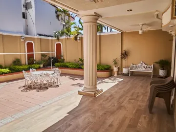VENDEDOR MOTIVADO Amplia casa en venta Lomas de Mazatlan, cerca de Malecon