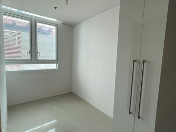 MEO - FOR SALE: 2BR Condo Unit in Park Terraces, Makati City