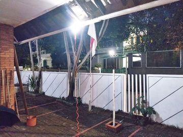 Rumah Lama Dijual Dalam Komplek Dekat Stasiun MRT Lebak Bulus Jaksel