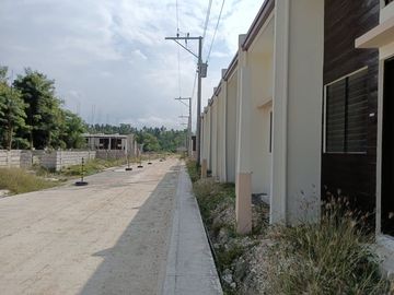 Very Affordable 2 Bedroom Townhouses For Sale in Can-asujan Carcar Cebu