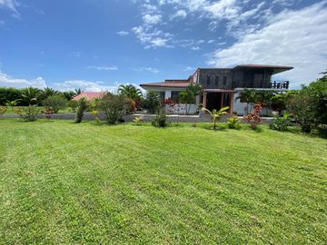 Vendo Hermosa Casa Tipo Quinta Via Cojimies Km 30