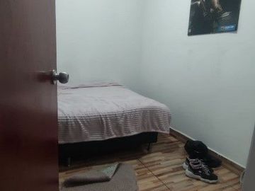 Venta de Casa de 3 Niveles Barrio Salvador Medellín
